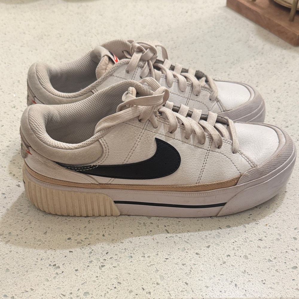 Nike Women's White and Black Platform Sneakers